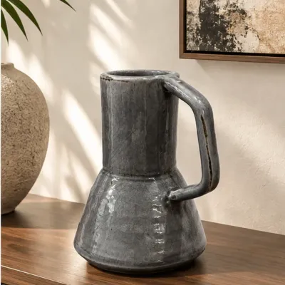 Pichet Graphite