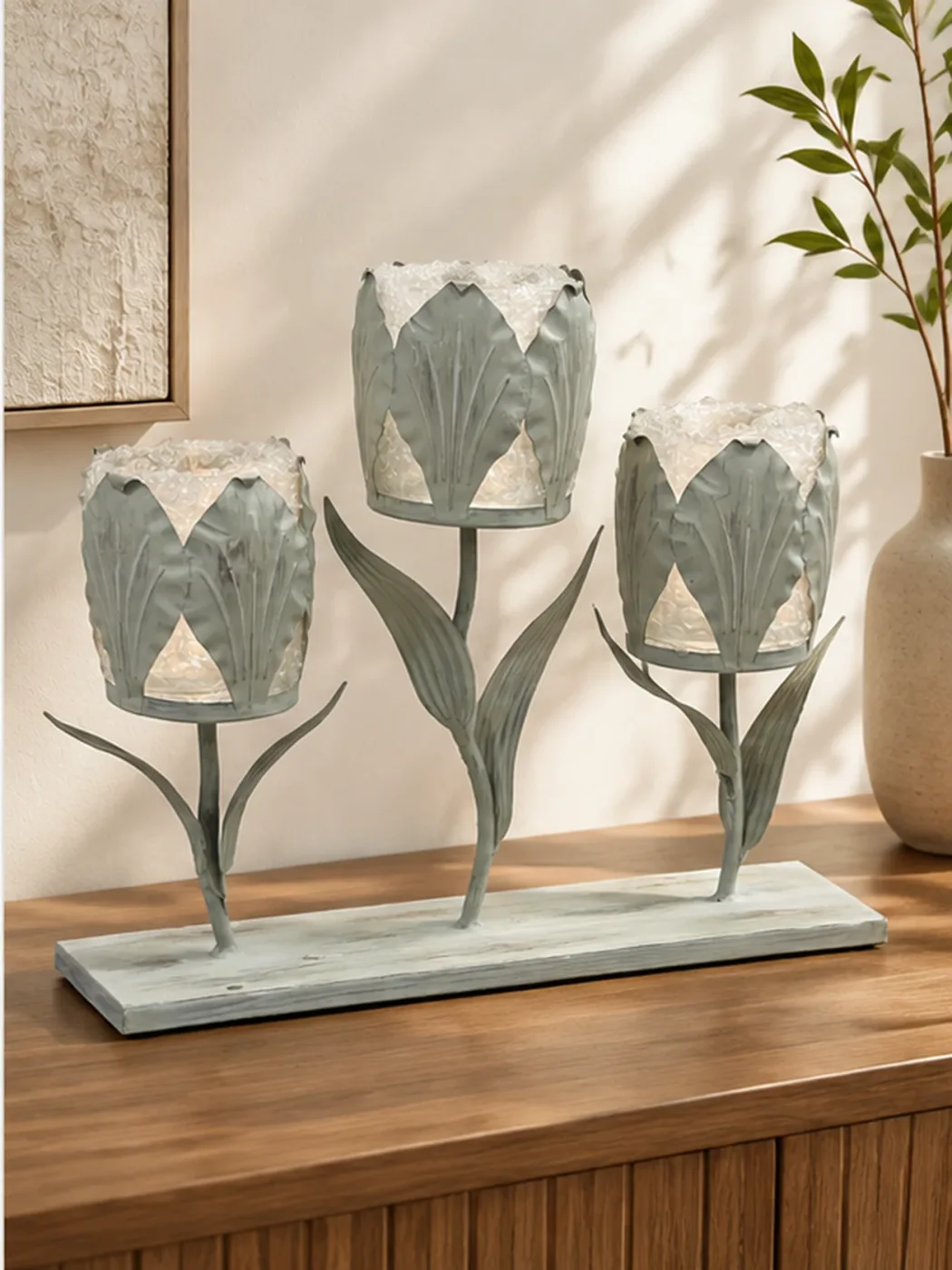Mobilier Tulipes Métal — en situation
