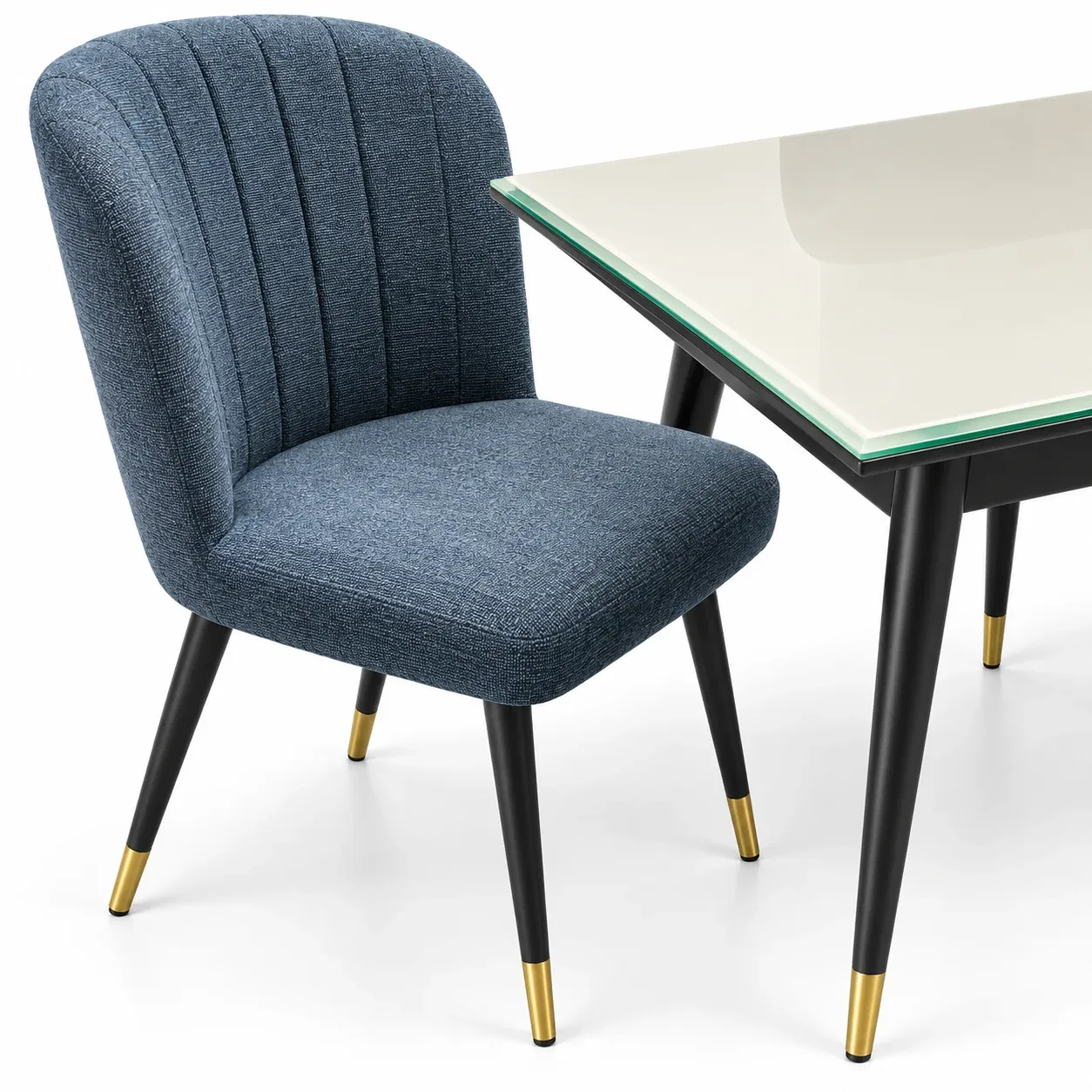 Table à manger Cobalto — détail